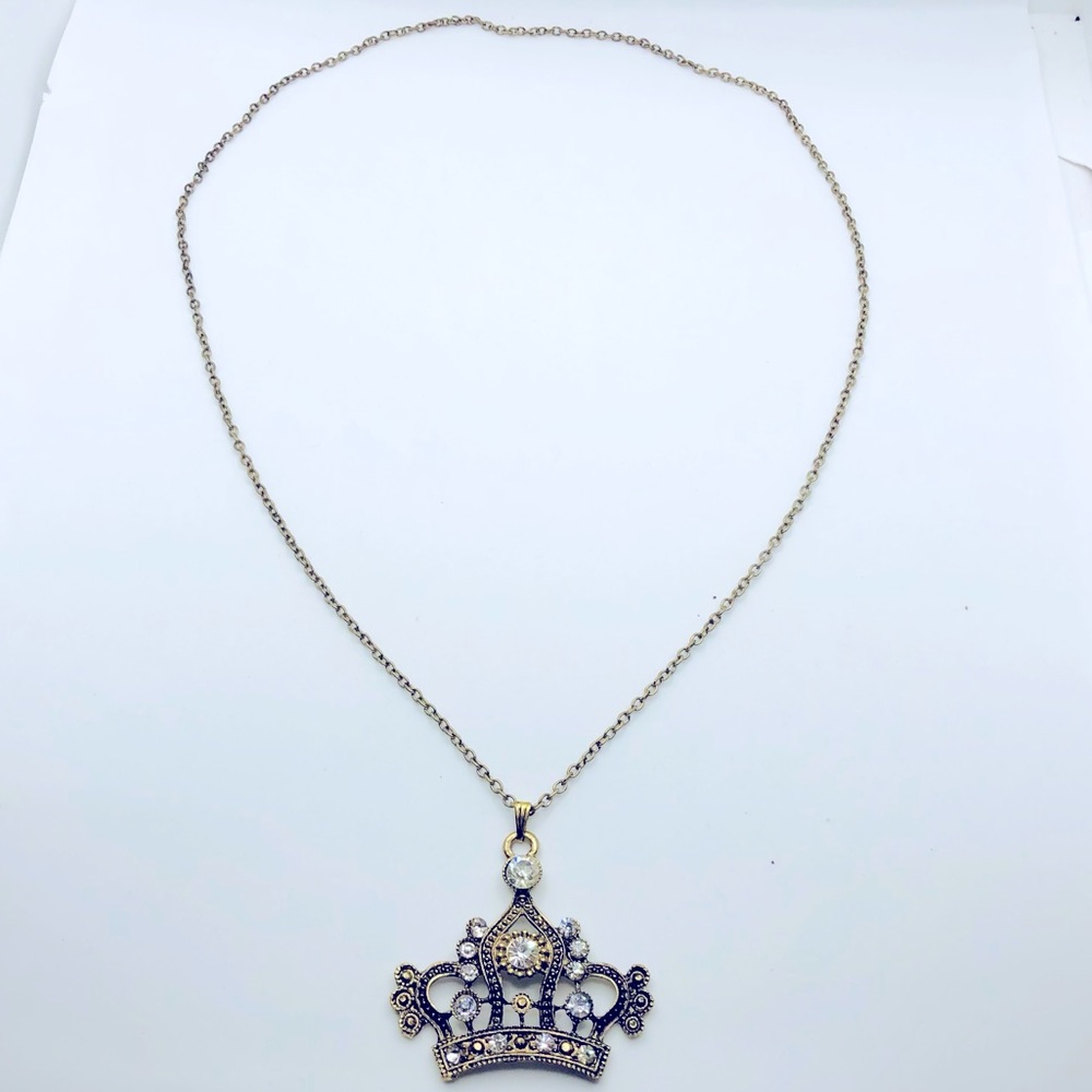 Unknown brand Crown necklace